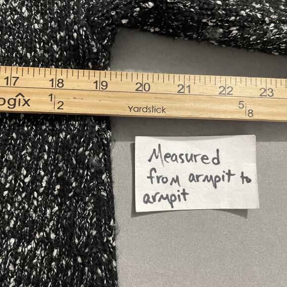 Cupcakes & Cashmere Sweater Size M Chunky Black White Open Front Cardigan Aztec - Picture 8 of 9